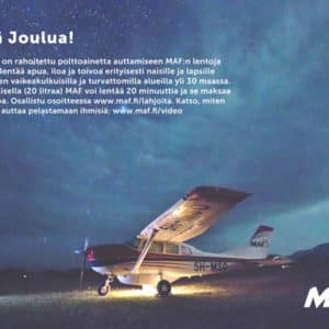 Yömaisema: MAF:n lentokone ja tähtitaivas